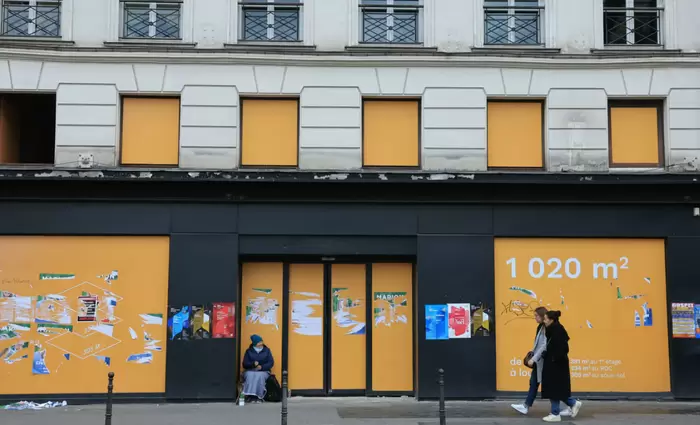 Γαλλία: «Χαστούκι» από την S&P που υποβάθμισε την πιστοληπτική ικανότητα