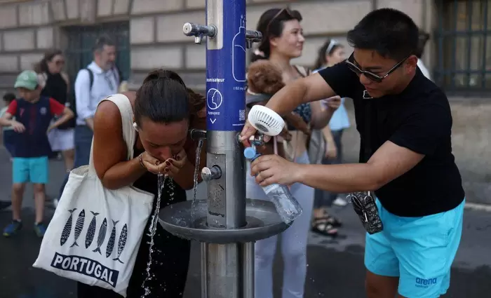 Γαλλία: Το κύμα ζέστης αυξάνει τη ζήτηση για κλιματισμό και τις τιμές ενέργειας