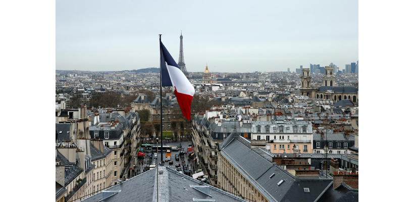 Γαλλία: Βουτιά για τα ομόλογα μετά την υποβάθμιση από S&P – Τριγμοί στις αγορές (γράφημα)