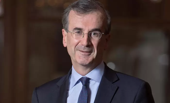 Βιλερουά: Η ΕΚΤ θα αποφασίσει για τα επιτόκια με βάση τον πληθωρισμό