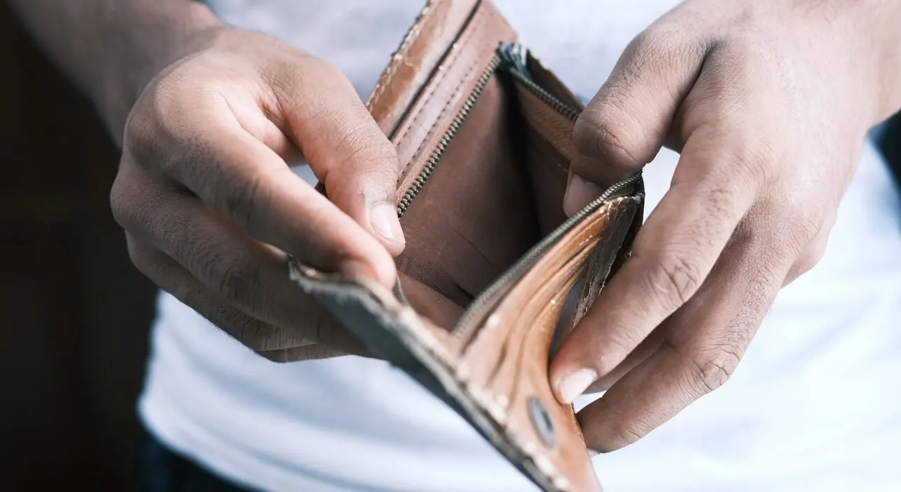 Σε κίνδυνο φτώχιας ή κοινωνικού αποκλεισμού 164 χιλιάδες άτομα στην Κύπρο το 2024 (γράφημα)