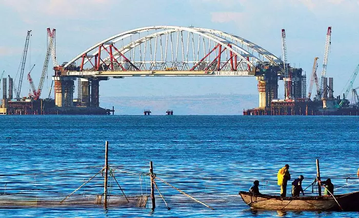 Η Ρωσία θα χτίσει τερματικό σιτηρών στην Κριμαία