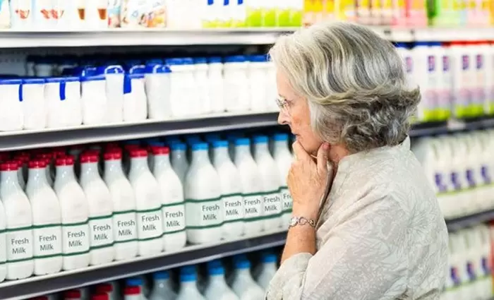 Σύνδεσμος Καταναλωτών: Δεν δικαιολογούνται οι αυξήσεις των τιμών στο γάλα