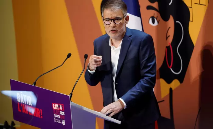 Γαλλία: Οι Σοσιαλιστές υπόσχονται αυξήσεις φόρων στους πλούσιους άνω των €100 εκατ.