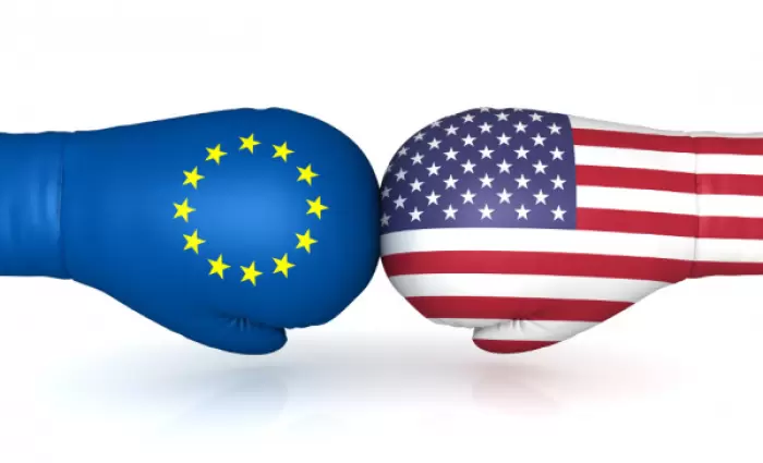Η ΕΕ θέτει σε εφαρμογή αντίμετρα κατά των ΗΠΑ