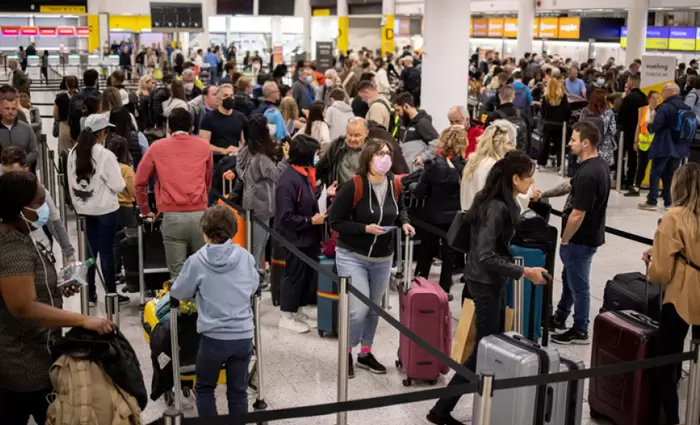 Ετοιμάζουν εκατοντάδες ακυρώσεις πτήσεων