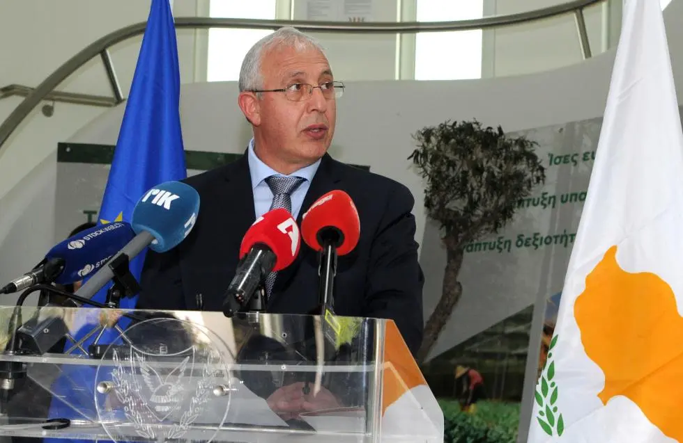 Στο τελικό στάδιο νομοσχέδιο για απονομή κυπριακού σήματος