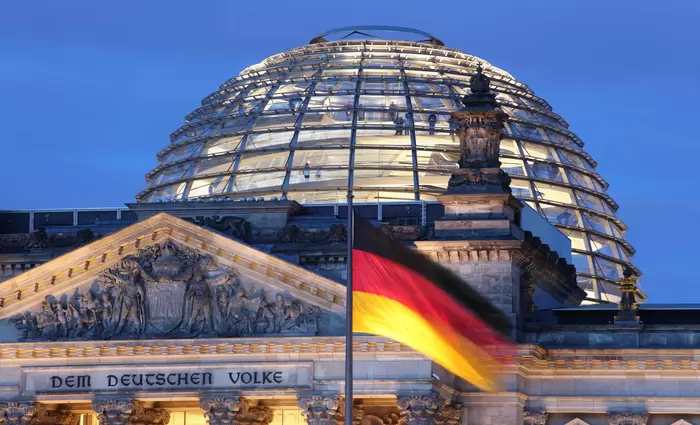 Γερμανία: Βουτιά 2,9% στις εργοστασιακές παραγγελίες – Εντείνονται οι φόβοι για ύφεση