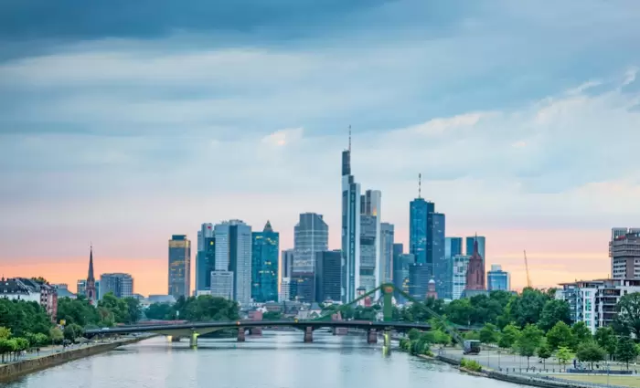 Σοκ στην αγορά ομολόγων: Η Ελλάδα πιο ασφαλής από τη Γερμανία;