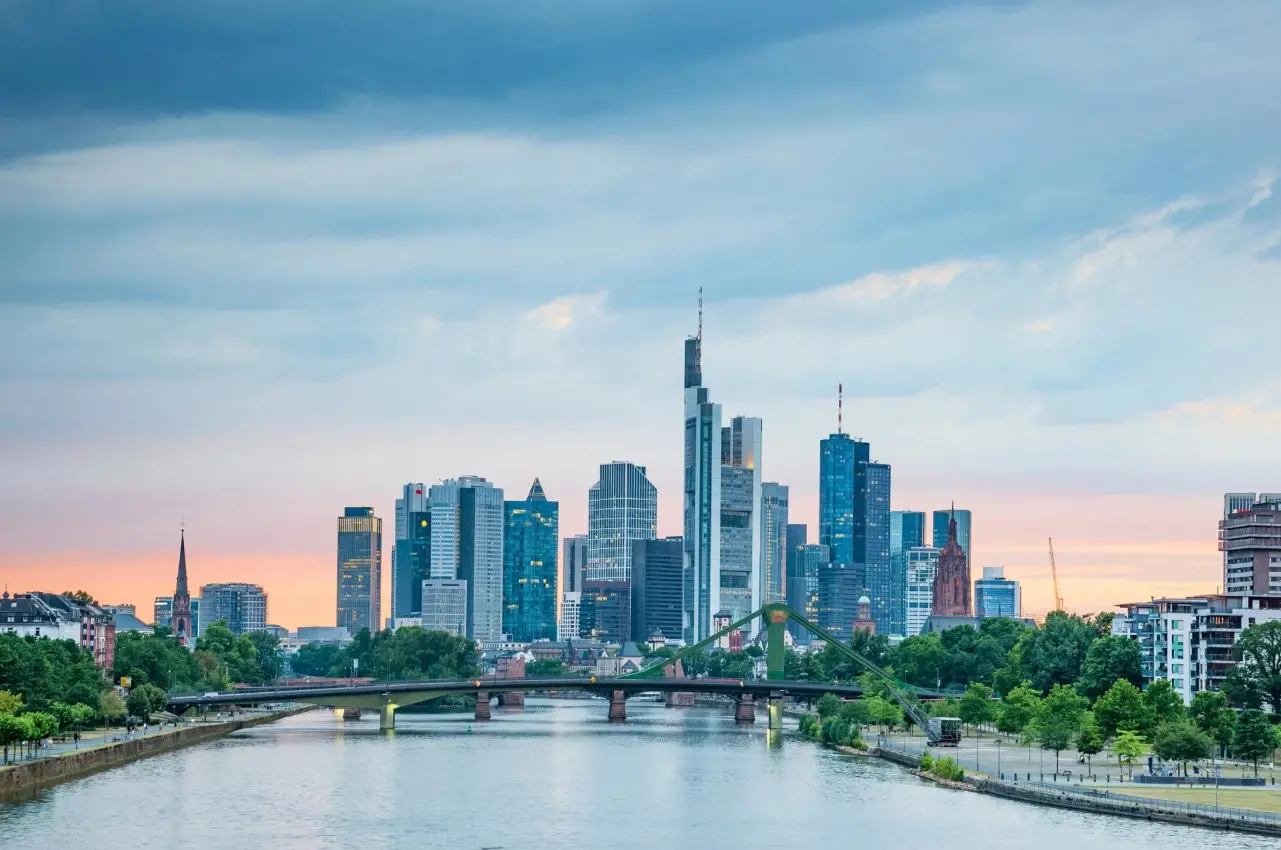 Σοκ στην αγορά ομολόγων: Η Ελλάδα πιο ασφαλής από τη Γερμανία;