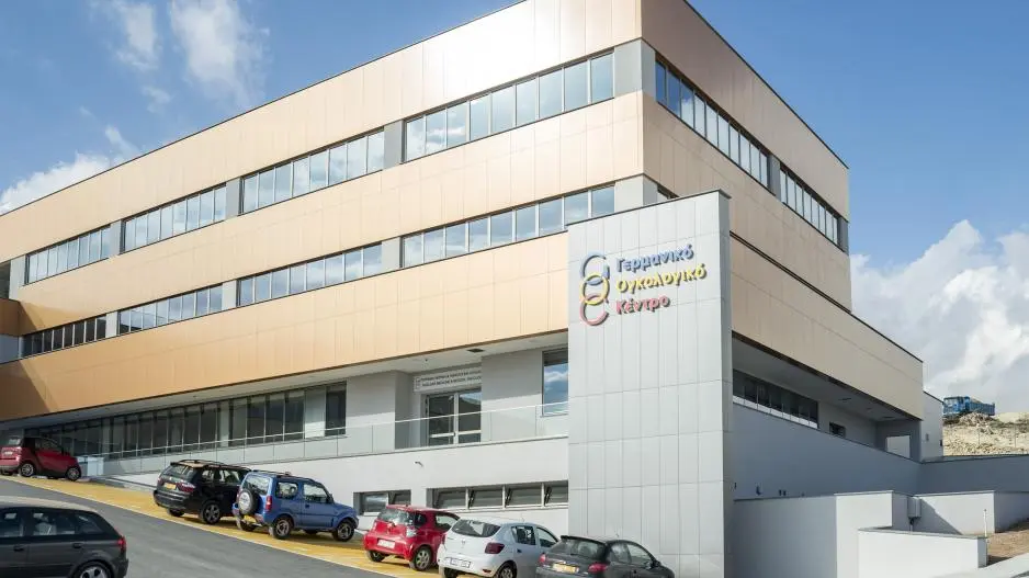 Εκτός Γερμανικού Ογκολογικού Κέντρου ο Δρ. Άστρας