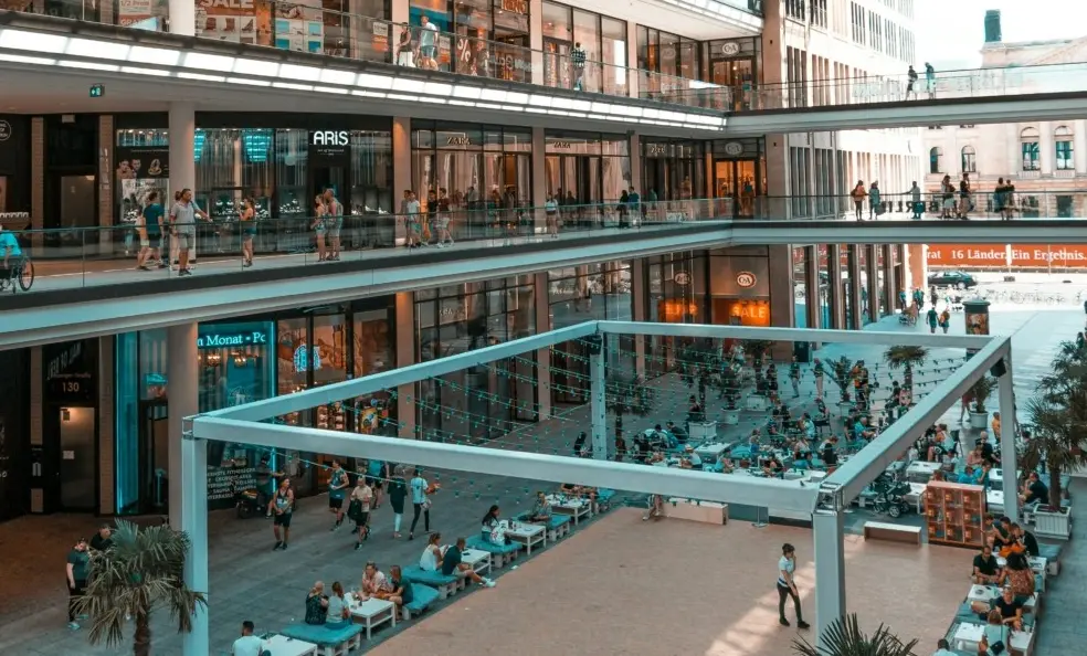 Γερμανία: Αύξηση του κατώτατου μισθού στα 14,60€/ώρα έως το 2027 σε δύο φάσεις