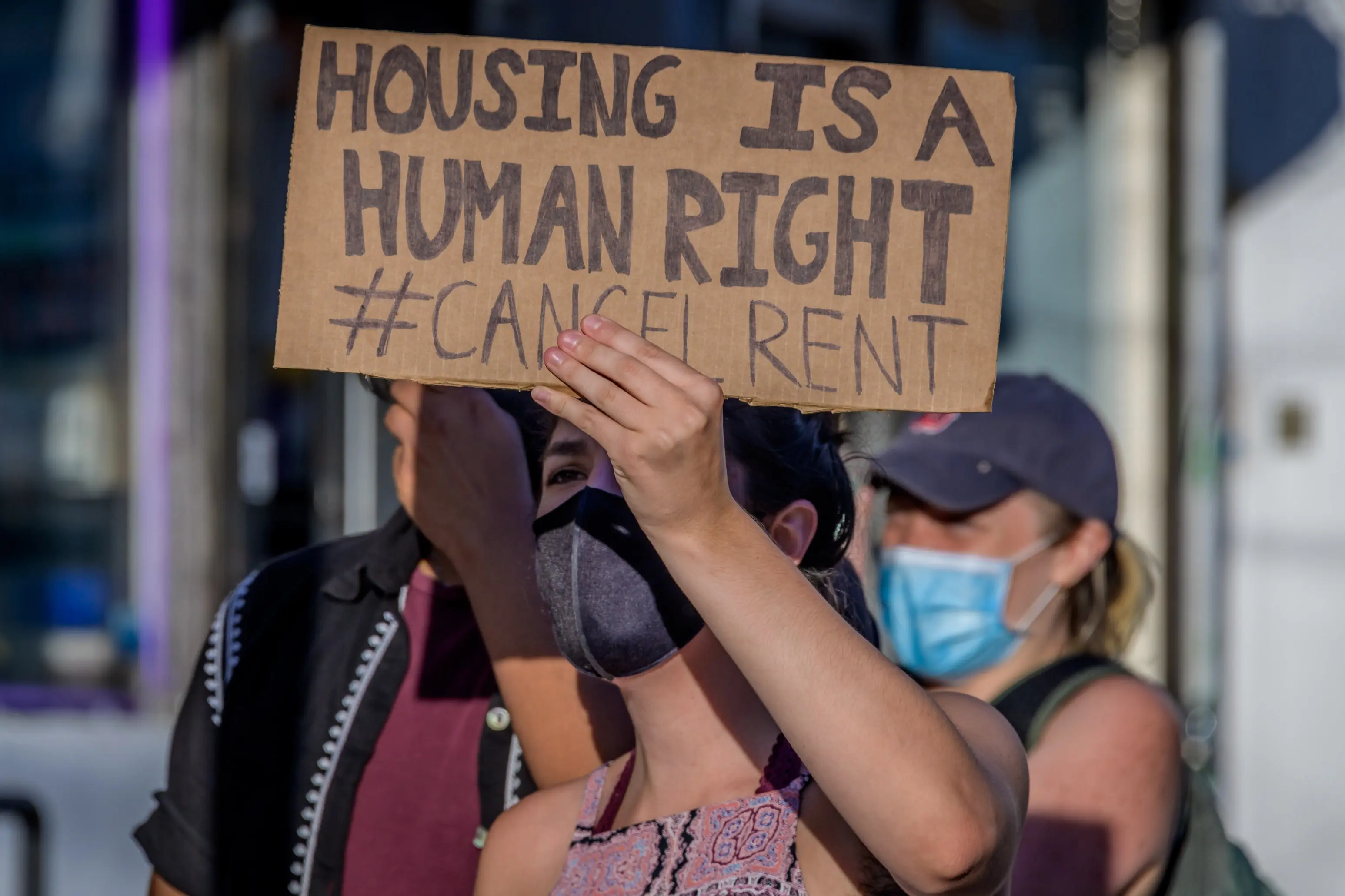 Πώς η πανδημία έκανε ακριβό το «όνειρο» αγοράς πρώτης κατοικίας