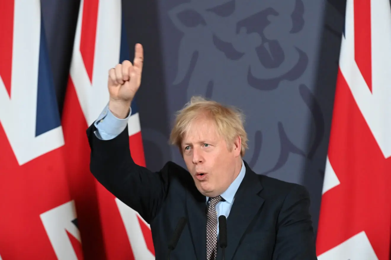 FT: Η πύρρειος νίκη του Boris Johnson με το Brexit