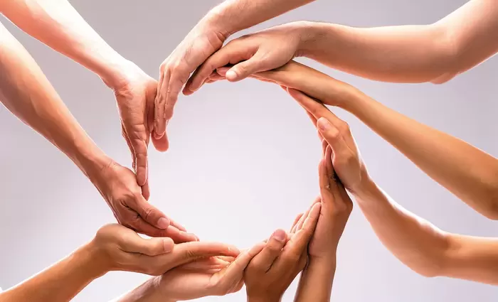 Αγγίξτε. Τα πάντα είναι στο χέρι μας