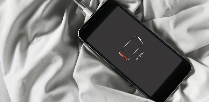 Γιατί δεν πρέπει να φορτίζουμε το κινητό μας όλη την νύχτα