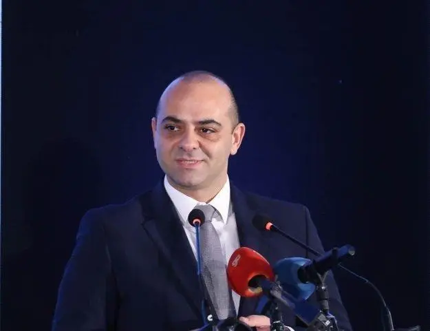 Υπ. Εργασίας: Πρωταγωνιστικός ο ρόλος των εργαζομένων μητέρων