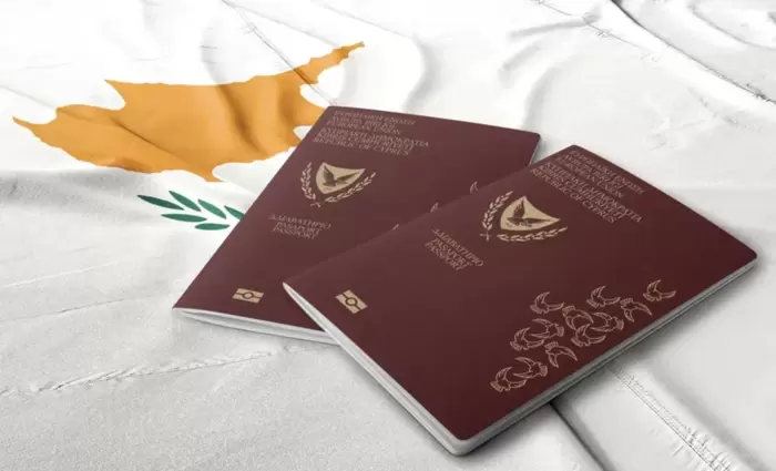 Να μπουν κανόνες στη «Χρυσή Βίζα» ή να καταργηθεί