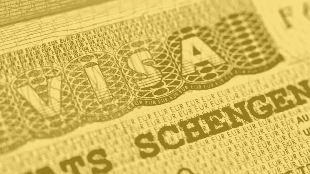 Η Ελλάδα αναβαθμίζει το Σχέδιο για τις «χρυσές βίζες»