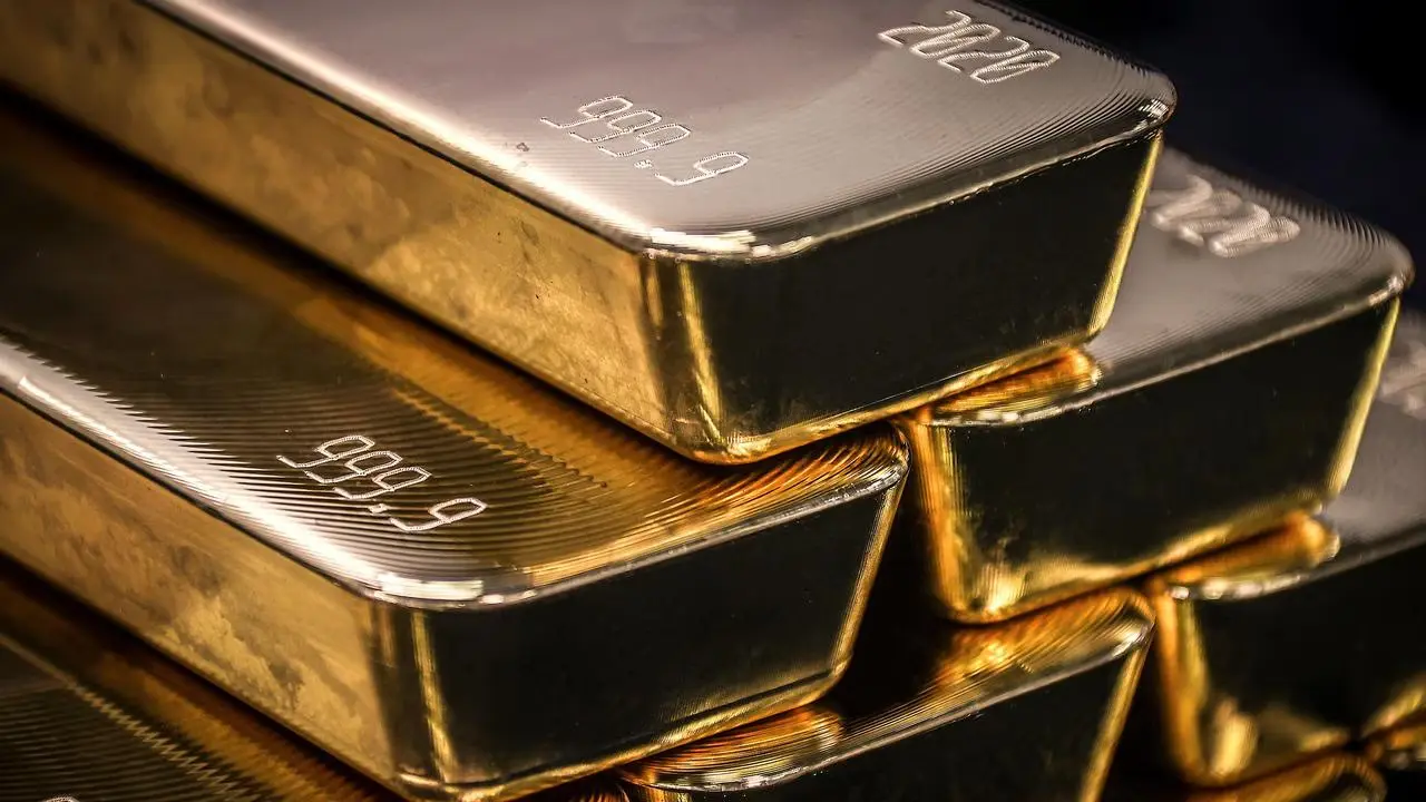 Καλπάζει ο χρυσός – Έσπασε το φράγμα των 3.600 δολαρίων