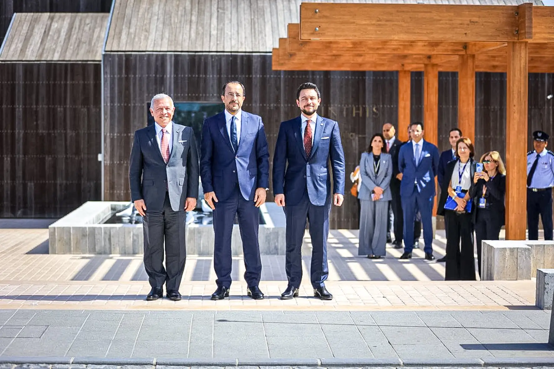 MED9: «Συνωστισμός» αρχηγών κρατών στην Πάφο - Τους υποδέχεται ο Πρόεδρος