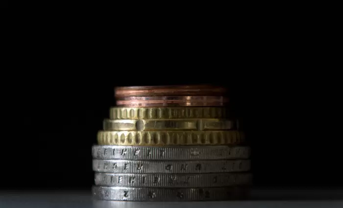 40% των Ευρωπαίων σε οικονομική δυσχέρεια λόγω της πανδημίας