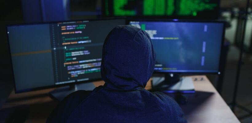 Phishing: Οι χάκερ κάνουν τις νέες επιθέσεις με AI και ScreenConnect