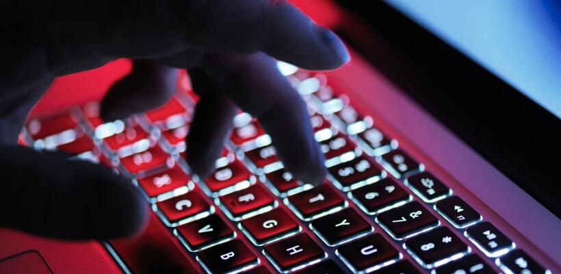 Hackers παραβίασαν το Outlook - Παραδέχεται πρόβλημα η Microsoft