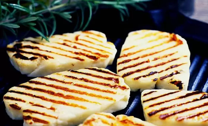 Δεν επηρεάζεται το χαλλούμι από τον πόλεμο στην Ουκρανία