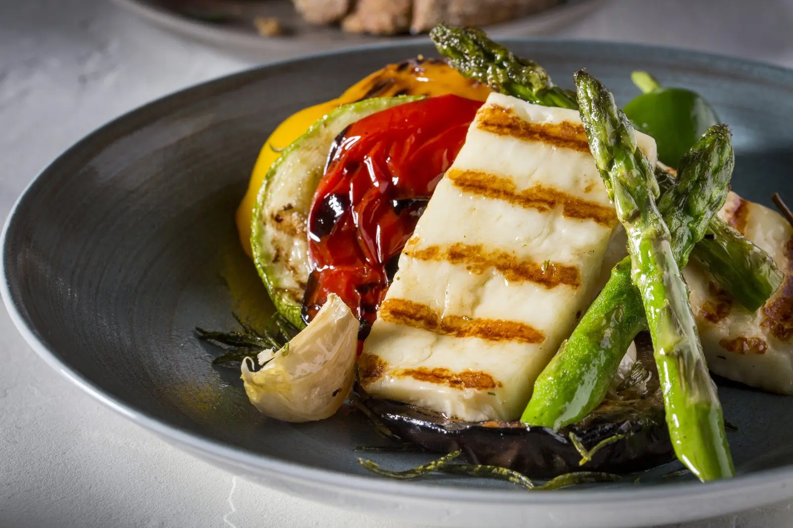 Υπ. Εμπορίου:Συνωμοσία ιδιωτών κατά του κράτους για το χαλούμι