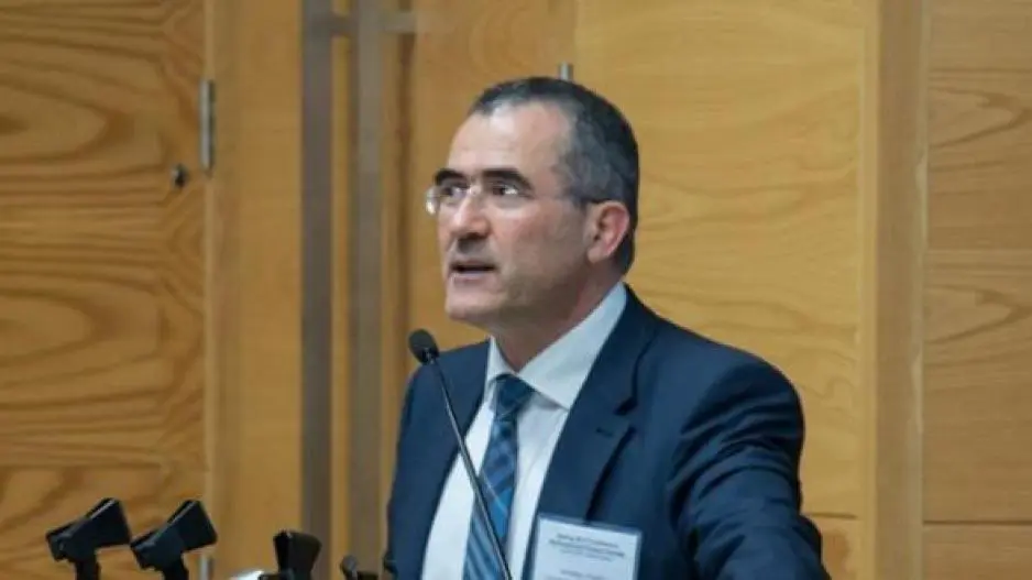 Ποιος παίρνει τη θέση του Κεραυνού στην Κεντρική Τράπεζα