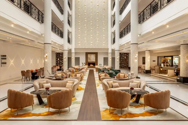 Λίφτινγκ 10+1 εκατομμύριων ευρώ για το Hilton Nicosia
