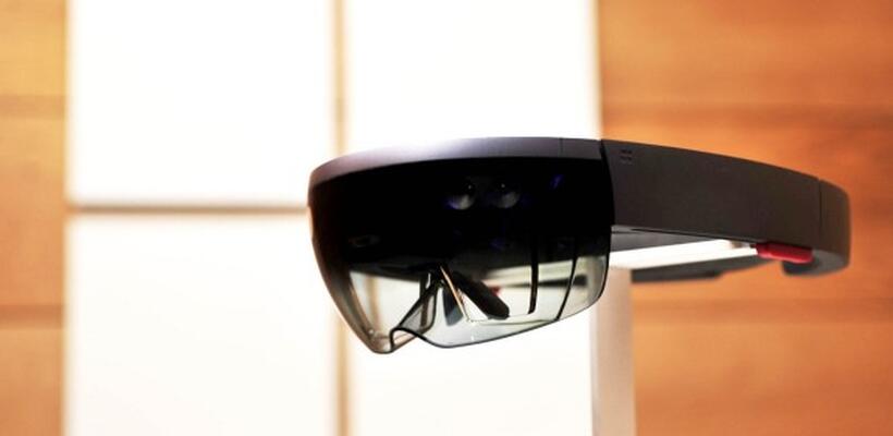 Τα υπερσύγχρονα γυαλιά της Microsoft που αγοράζει ο στρατός των ΗΠΑ