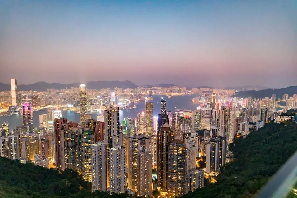 Βαθαίνει η ύφεση στο Χονγκ Κονγκ