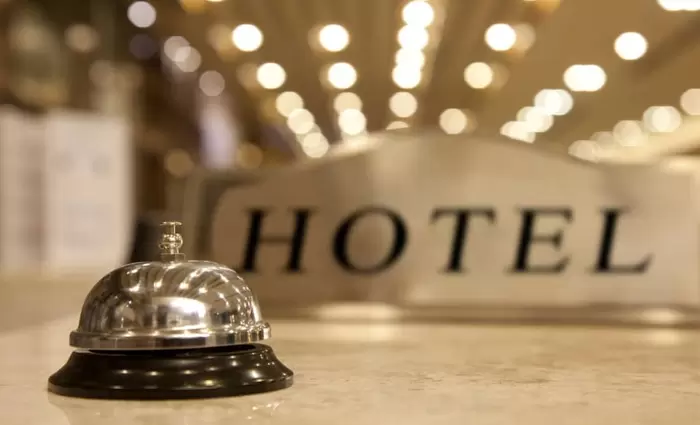 Σε στάση εργασίας κατήλθαν εργαζόμενοι ξενοδοχείου για την ΑΤΑ