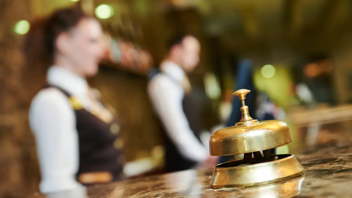 Εργοδότηση προσωπικού από τρίτες χώρες ζητούν επαγγελματικοί σύνδεσμοι