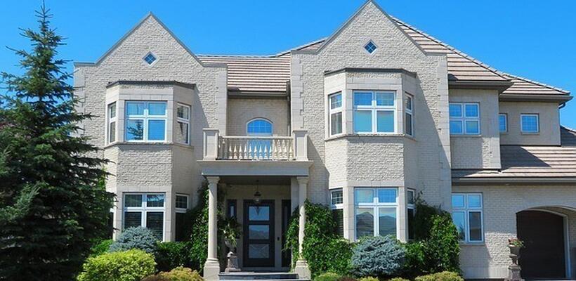 Γιατί τα αρχοντικά στο Λονδίνο παραμένουν απούλητα