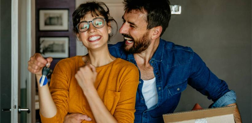 Ελληνική: Άρχισε να «τρέχει» το Σχέδιο Πρώτης Κατοικίας με μειωμένο επιτόκιο