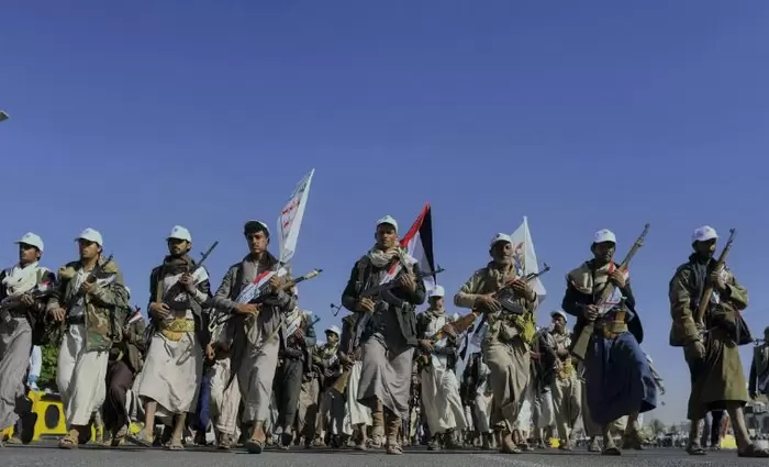 Πώς επηρεάζουν οι επιθέσεις των Χούθι το παγκόσμιο εμπόριο (ΒΙΝΤΕΟ)