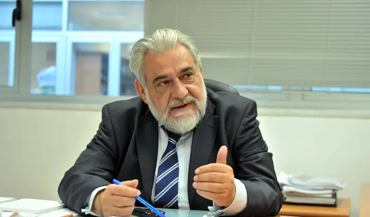 Ξανά ενώπιον της Ερευνητικής για την ΣΚΤ ο Χρηματοοικονομικός Επίτροπος