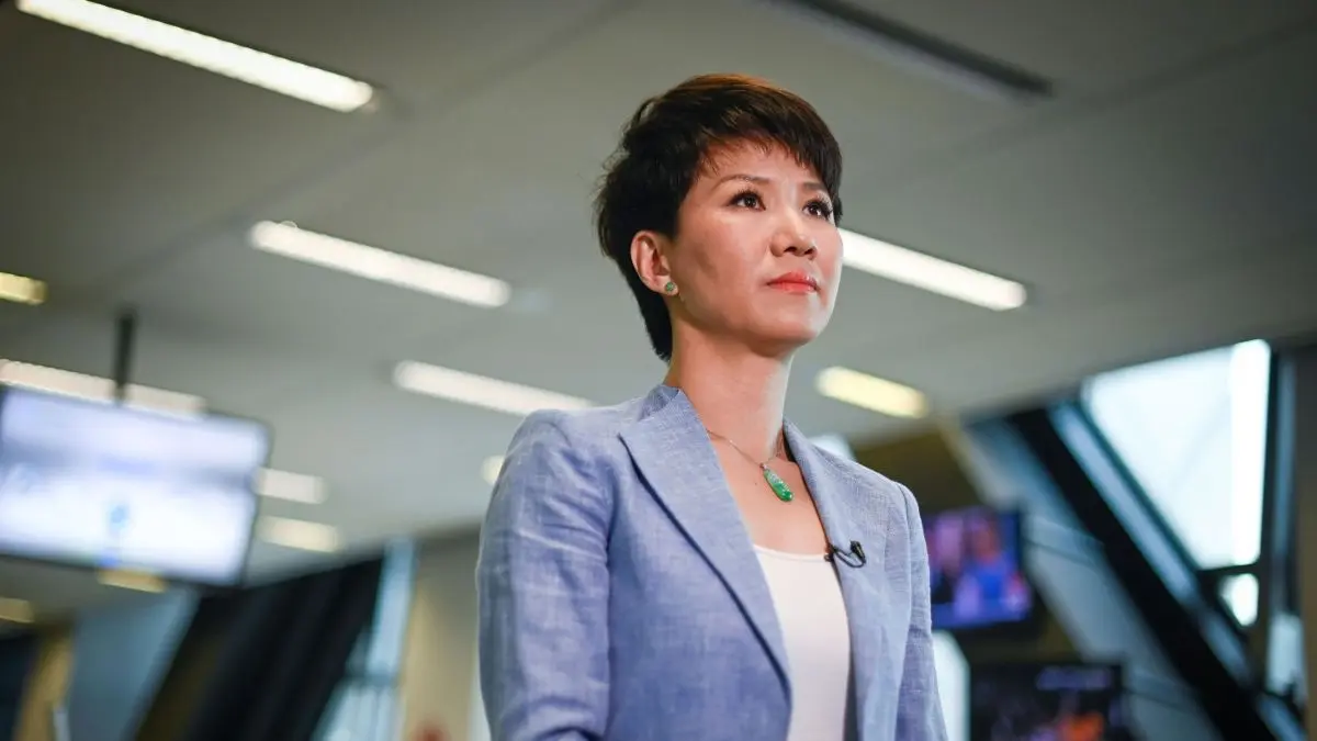 Το Η.Β. αφαιρεί άδεια τηλεοπτικού σταθμού λόγω σύνδεσης με Κινεζικό Κομμουνιστικό Κόμμα