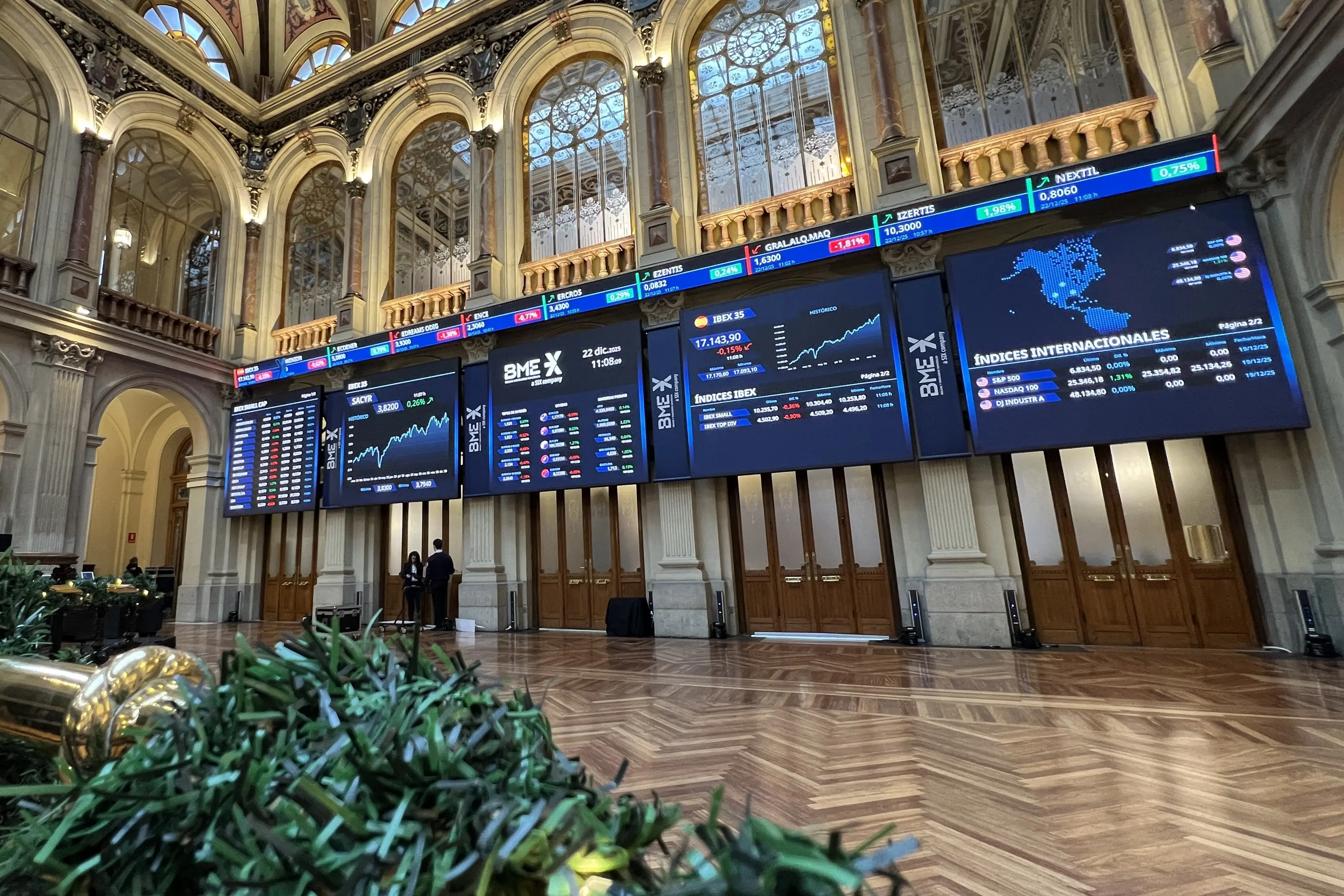 Οι ισπανικές μετοχές κατέγραψαν την καλύτερη χρονιά από το 1993