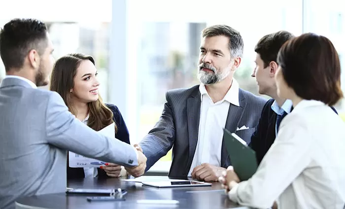 Θέσεις εργασίας στο δημόσιο με παχυλούς μισθούς