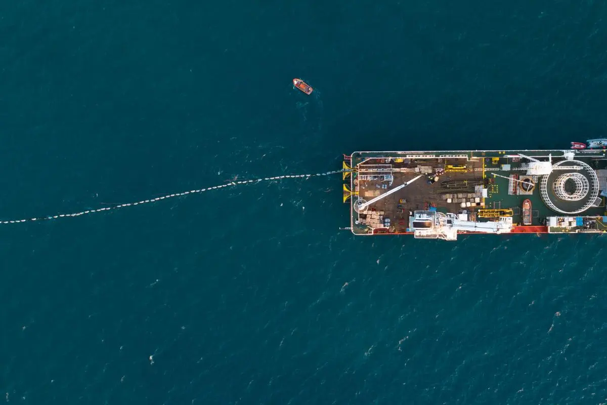 «Δεν υπάρχει δίλημμα κόστους για την ηλεκτρική διασύνδεση»