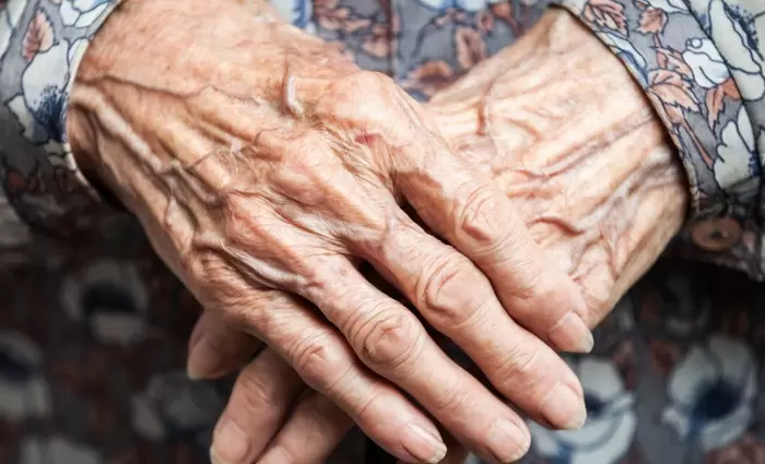 ΕΚΥΣΥ: Να πληρωθούν εγκαίρως συντάξεις και μικρή επιταγή