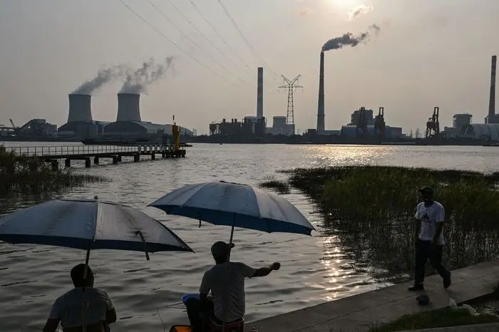 Η Κίνα προσπαθεί να κατευνάσει τους φόβους για την ενεργειακή κρίση