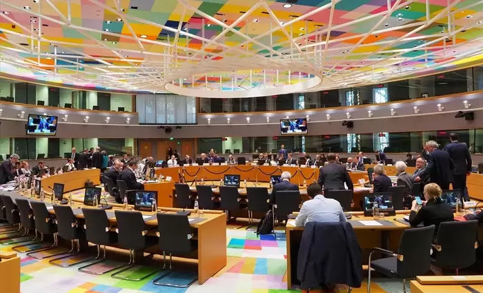 Οι αυξήσεις των τιμών στο επίκεντρο του Eurogroup - Σκληρό παζάρι στο Ecofin