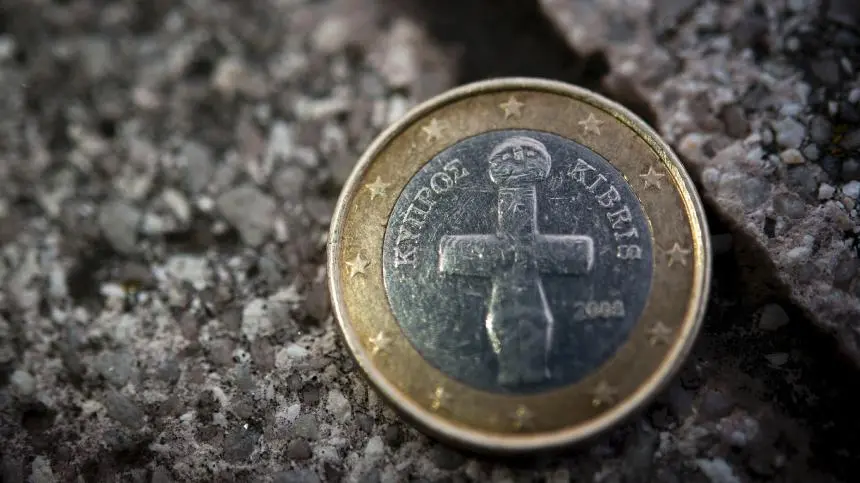 Ευρωβαρόμετρο: Η οικονομία συνεχίζει να απασχολεί τους Κύπριους