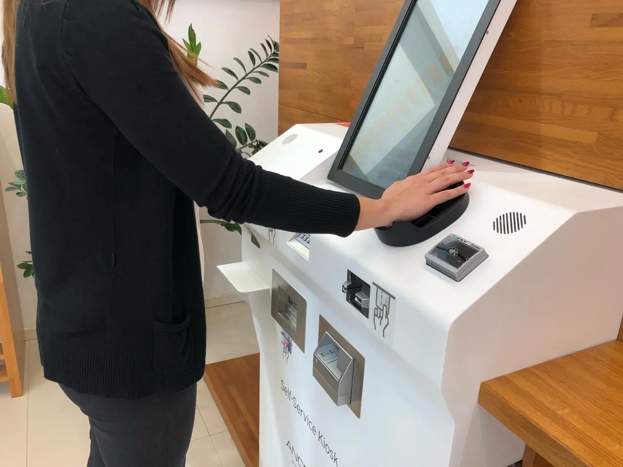 Συναλλαγές στα Κιόσκια Αυτοεξυπηρέτησης της Ancoria Bank ΧΩΡΙΣ κάρτα