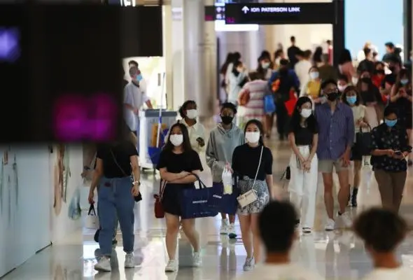 Ξυπνά απ' τον λήθαργο της πανδημίας το λιανεμπόριο...